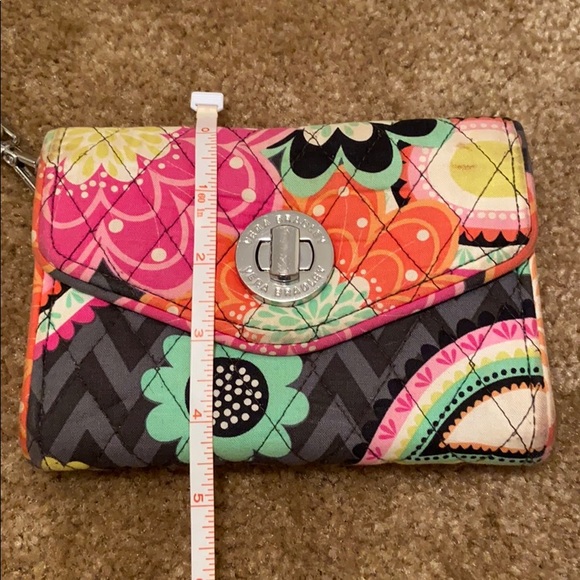 Vera Bradley Wallet / Wristlet - Picture 7 of 7